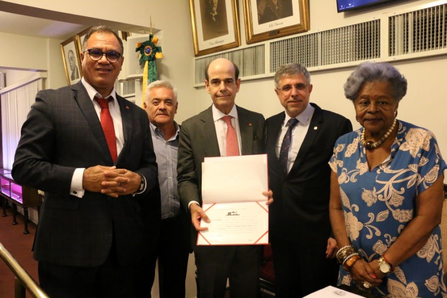 Instituto dos Advogados ganha membros do Distrito Federal, Santa Catarina e  Rio de Janeiro - IAB