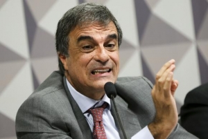 Instituto dos Advogados do Brasil diz que impeachment da Dilma é ilegal