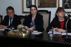 Da esq. para a dir., Antonio Laért Vieira Junior, Adriana Brasil Guimarães e Kátia Tavares