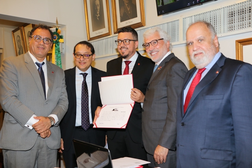 Da esq. para a dir., Jorge Rubem Folena, Daniel Apolônio Vieira, Fabiano Zavanella, Carlos Eduardo Machado e Armando de Souza