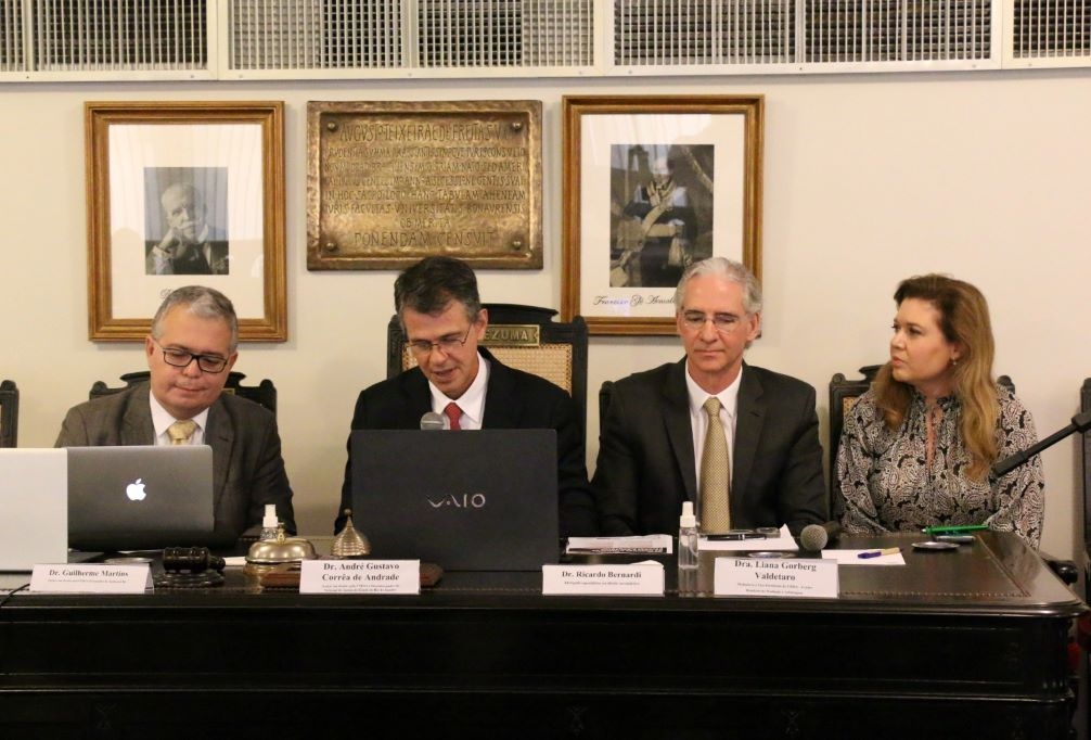 Da esq. para a dir., Guilherme Martins, André Gustavo de Andrade, Ricardo Bernardi e Liana Gorberg Valdetaro